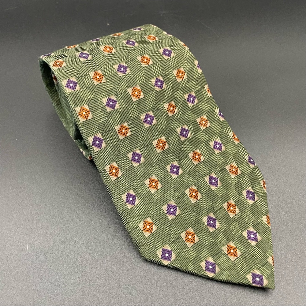 Executive Collection Silk Tie Green Geometric Pattern Made in Costa Rica
